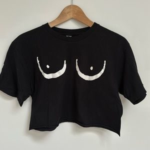 boobie cropped tee